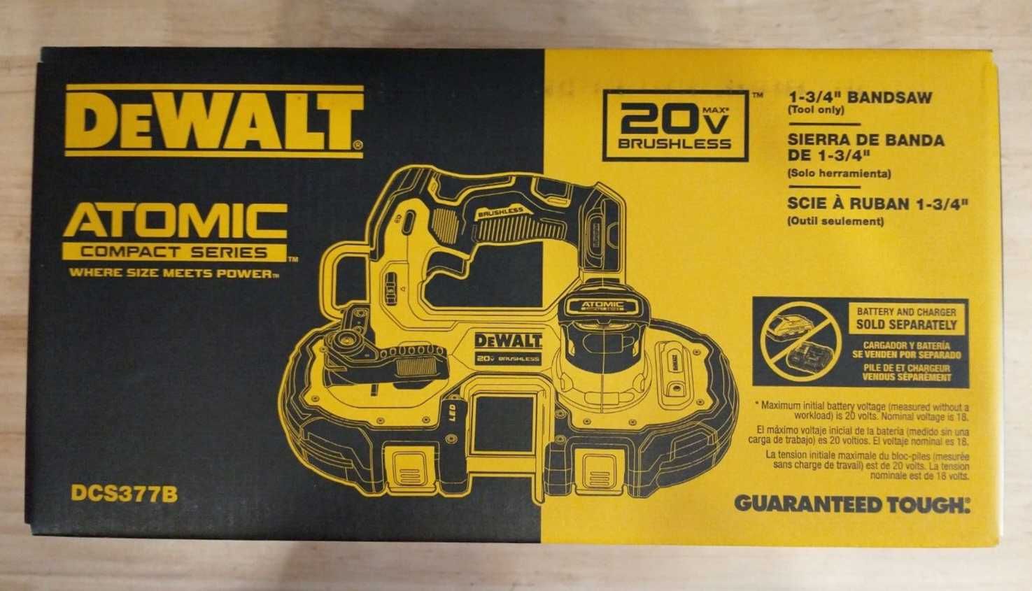 Аккумуляторная ленточная пила DeWALT DCS377B