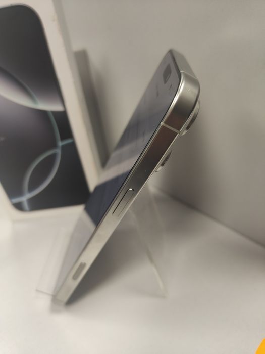 iPhone 16 Pro Max 256 100%