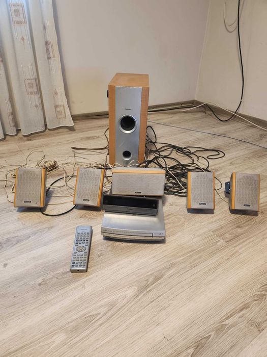 Домашно кино с колонки