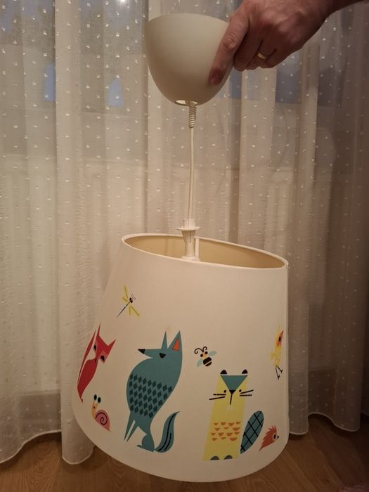 Corp iluminat camera copii