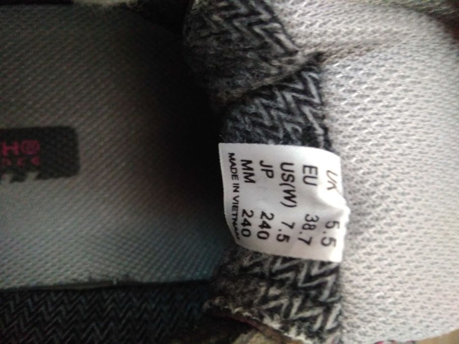 Страхотни обувки Helly Hansen, 38номер