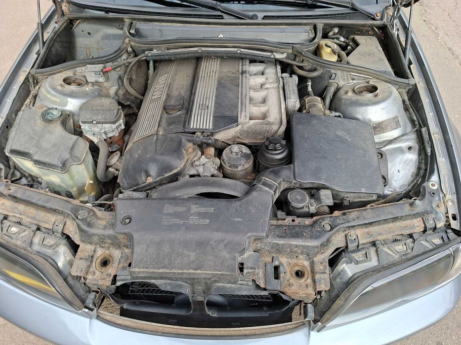 BMW 320i touring e46 an 2004