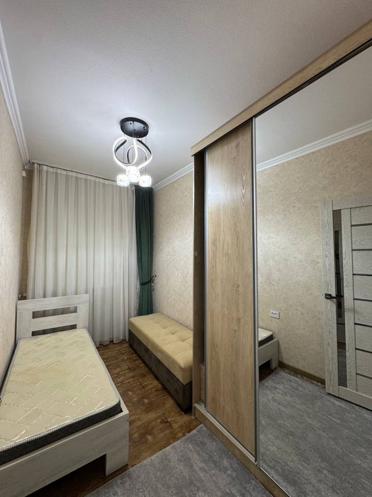 Квартира 3 х комнатная улица Ойбек Мирабадский рн