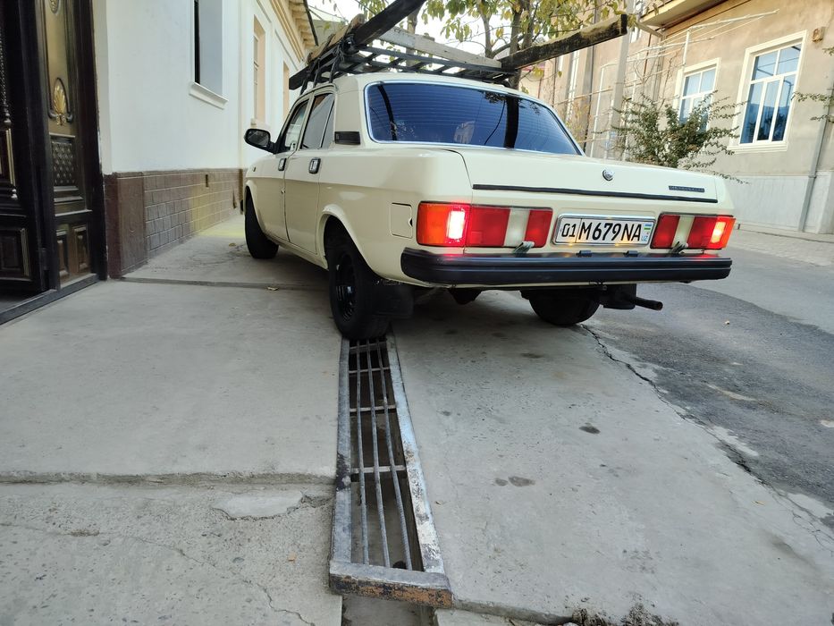 2,600$ СОТИЛАДИ  волга газ 31029