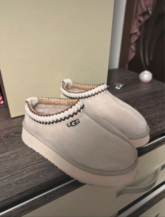 Ugg tazz slip 39