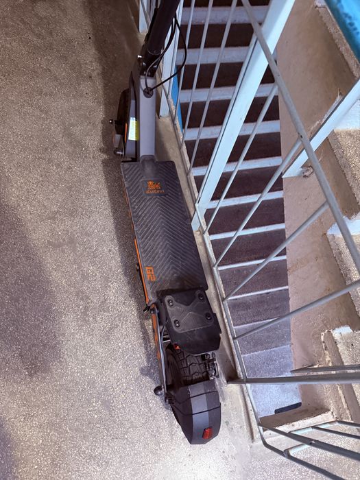 Trotineta electrica kukirin g2