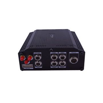 Sistem camere video cu DVR pentru microbuze, camioane