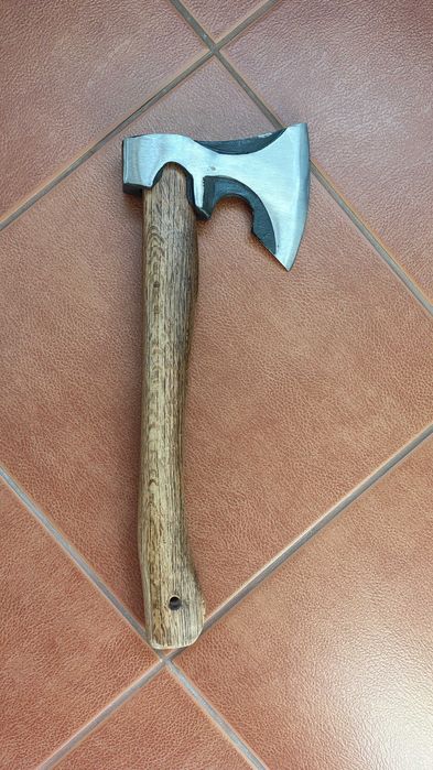 Toporișcă executată din materiale premium, ideală acasă, drumeție,nouă