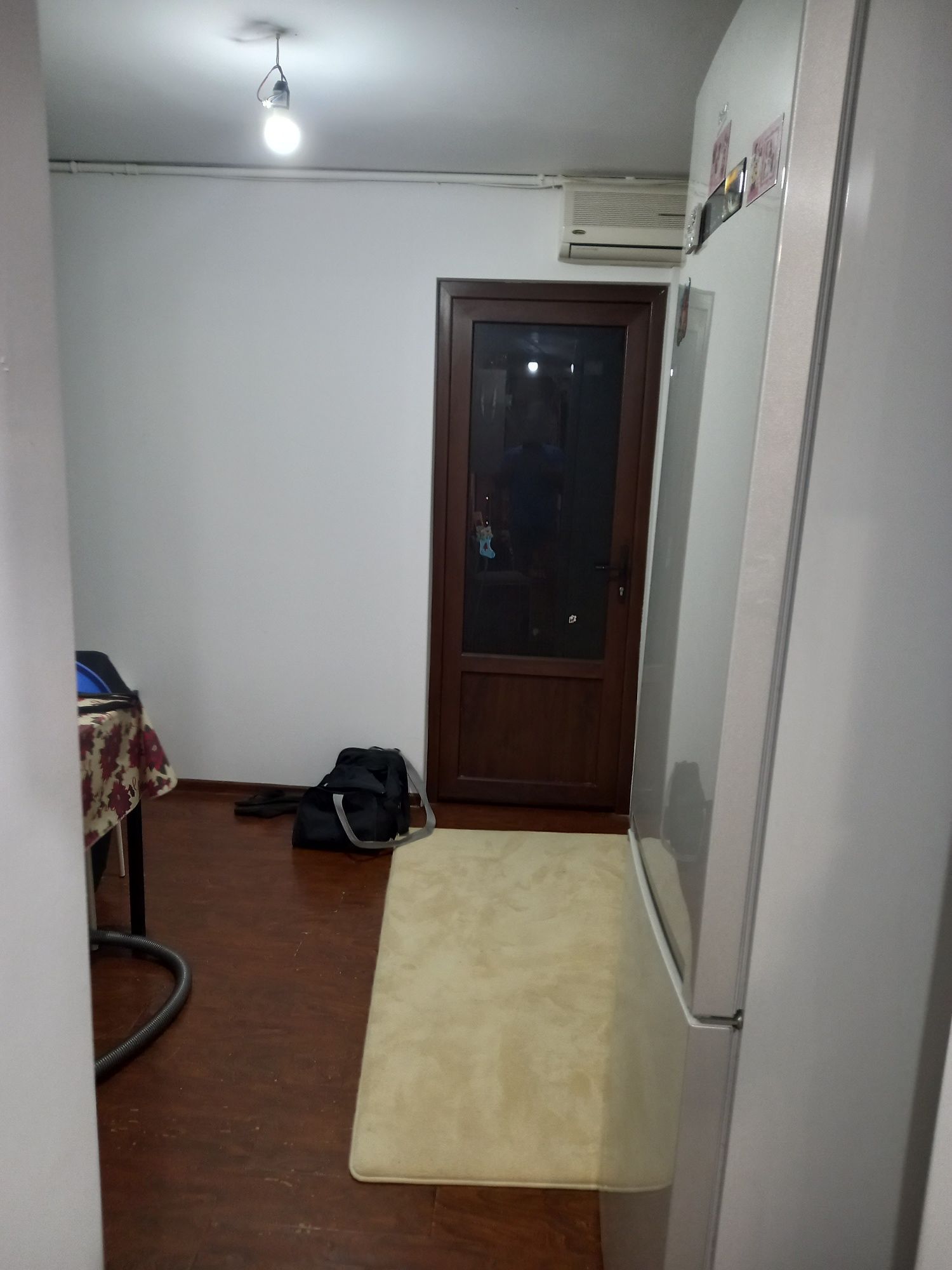 Vând apartament Lujerului