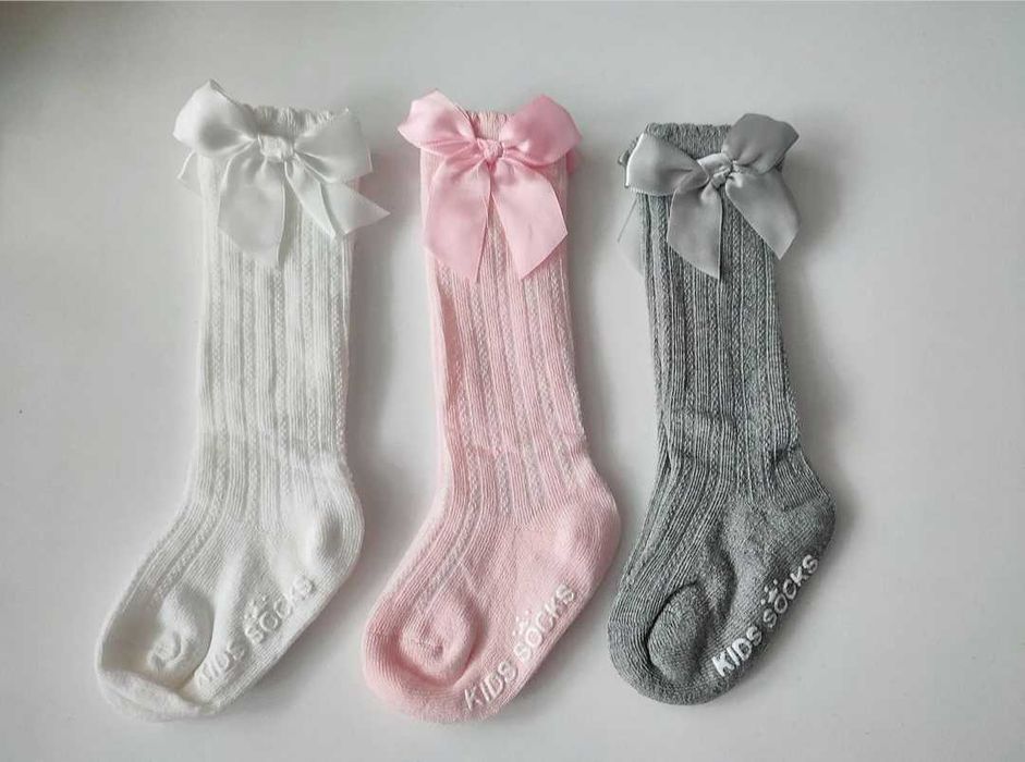 Коледни чорапки за бебета и деца