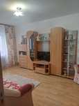 Închiriez apartament