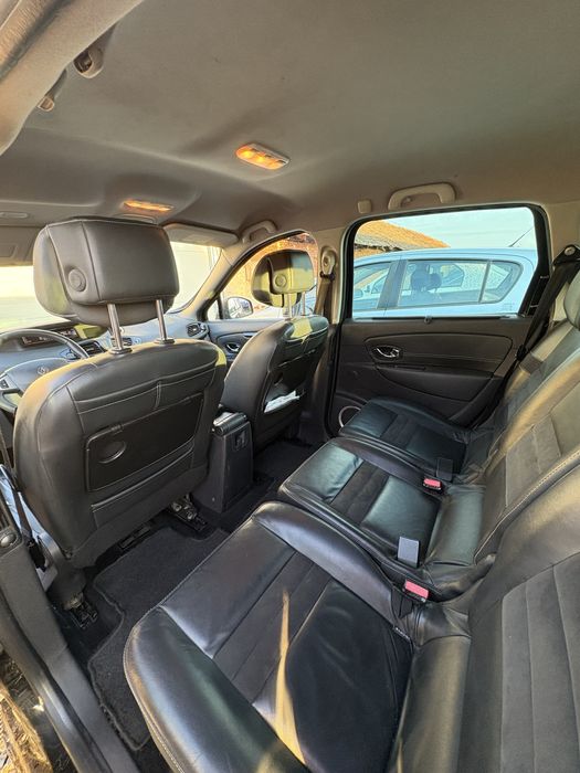 Renault Scenic - 1.6 dci - 130 CP - 2012