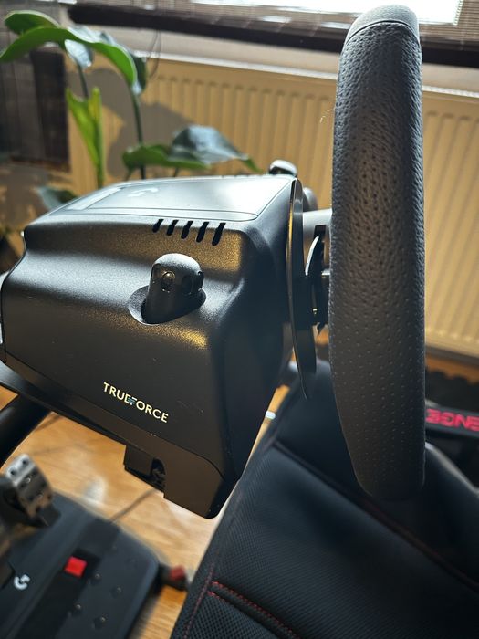 Vand Playseat Challenge + volan + pedale Logitech G923 Trueforce PS