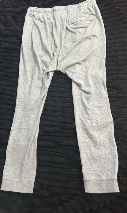 Pantaloni nikeeeeeeeee