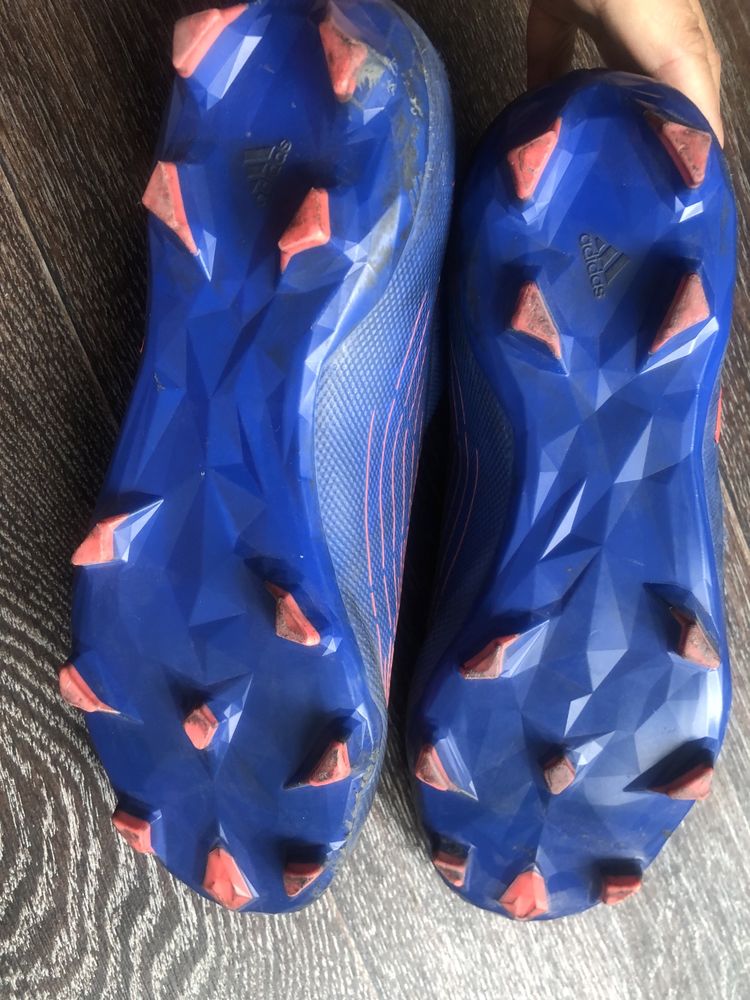 Продам футбольные бутсы Adidas Predator