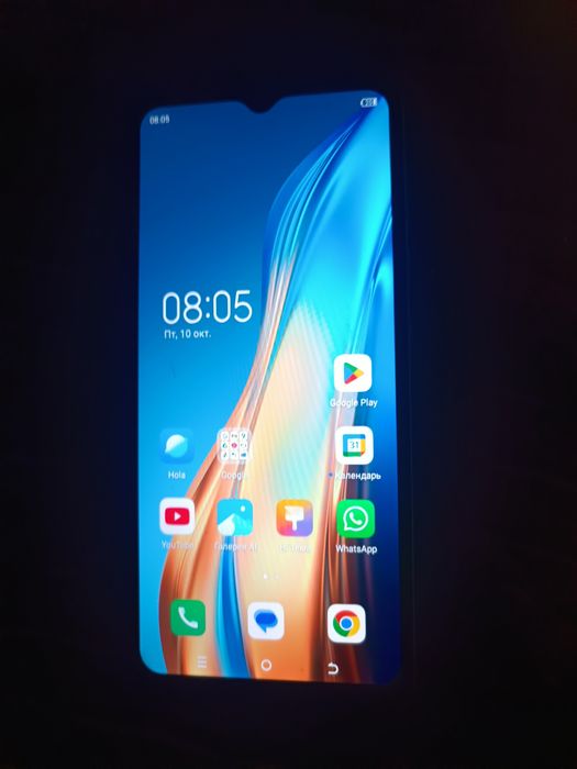 Продам телефон срочно