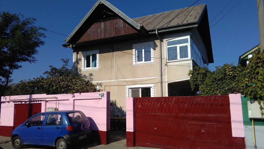 Inchiriere  Etaj  Vila