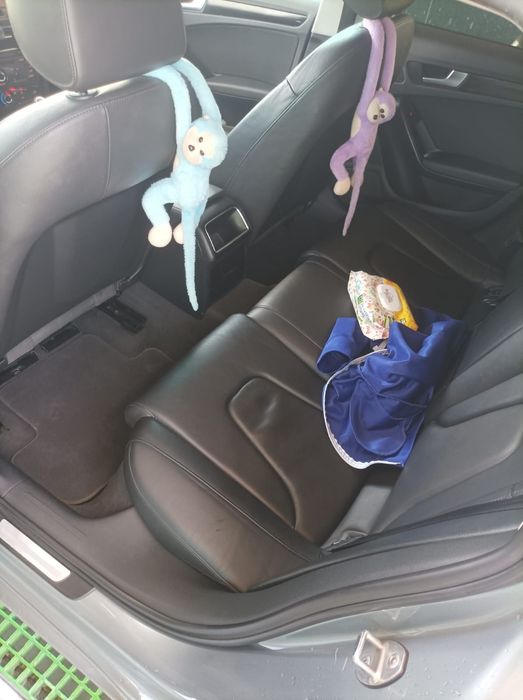 Vând audi A4 b8 motor 2.0