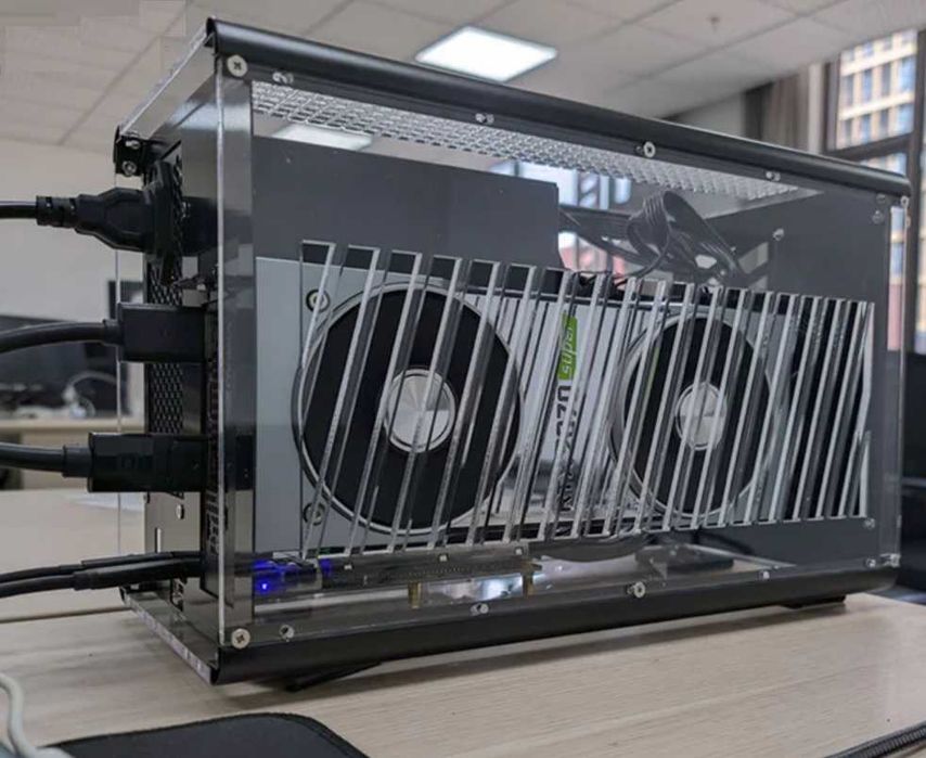 Dock extern pentru placă video – eGPU Dock