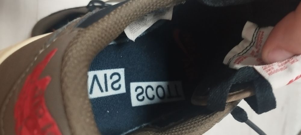 Air Jordan 1 Travis Scott