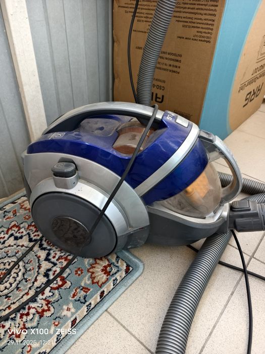 Пылесос бу, марка LG