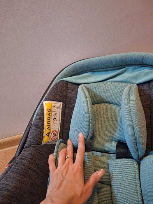 Scoica cu airbag si paturica nounascuti verde