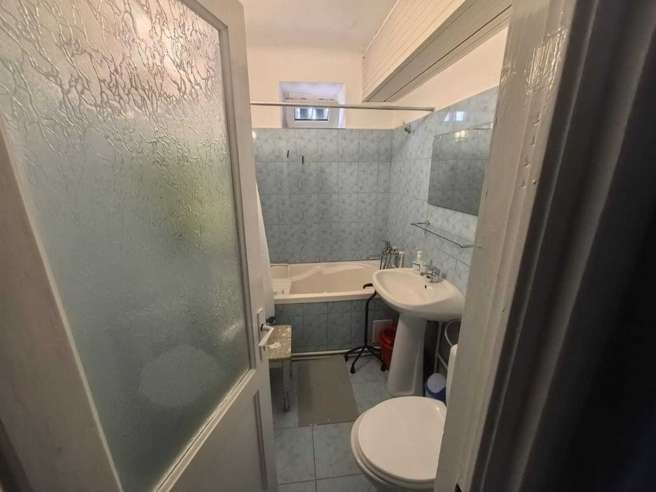 Apartament 2 camere de vanzare, central!!