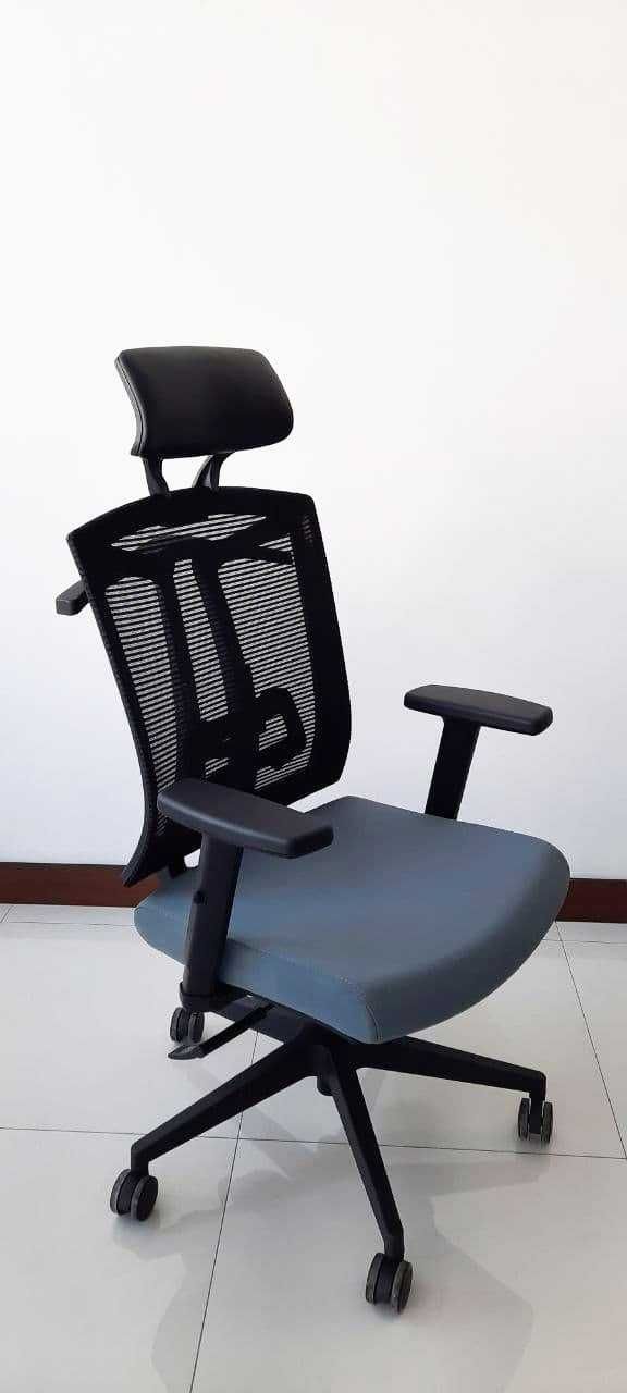 Офисное кресло ARANO оригинал. доставка по г.Ташкент бесплатно