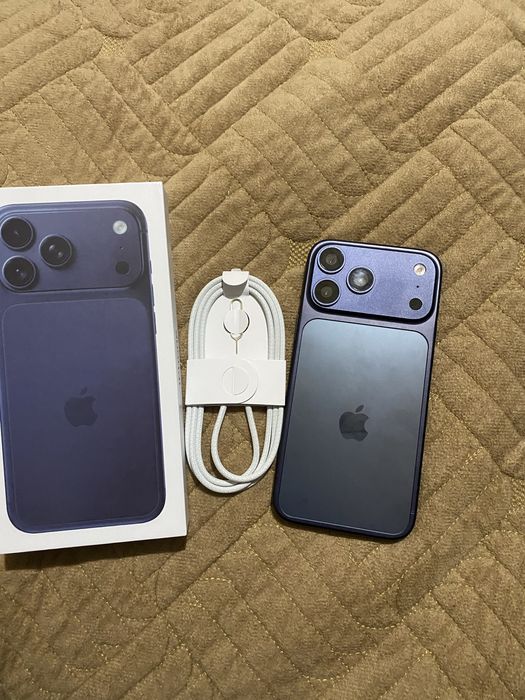 Продам айфон 17 про макс 2ТБ