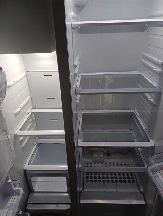 Frigider + congelator Samsung, nou, dublu, cu apă și gheață