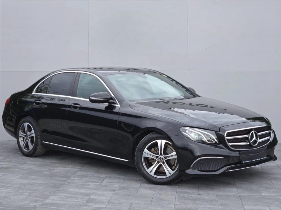 Mercedes-Benz E220d Exclusive 7G- TRONIC PLUS
