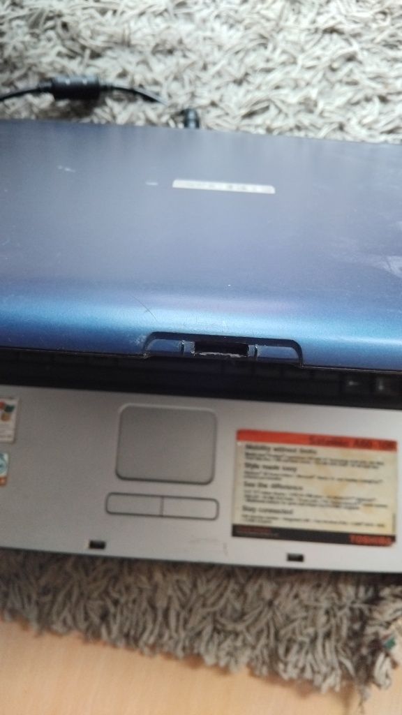 Лаптоп тишиба satellite A60-106, windows xp, wifi, pentium 4, 3,06 GHz