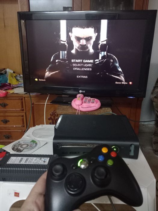 Consola Xbox 360 - 120GB , Completa , 1 maneta , 2 jocuri NU TRIMIT !!