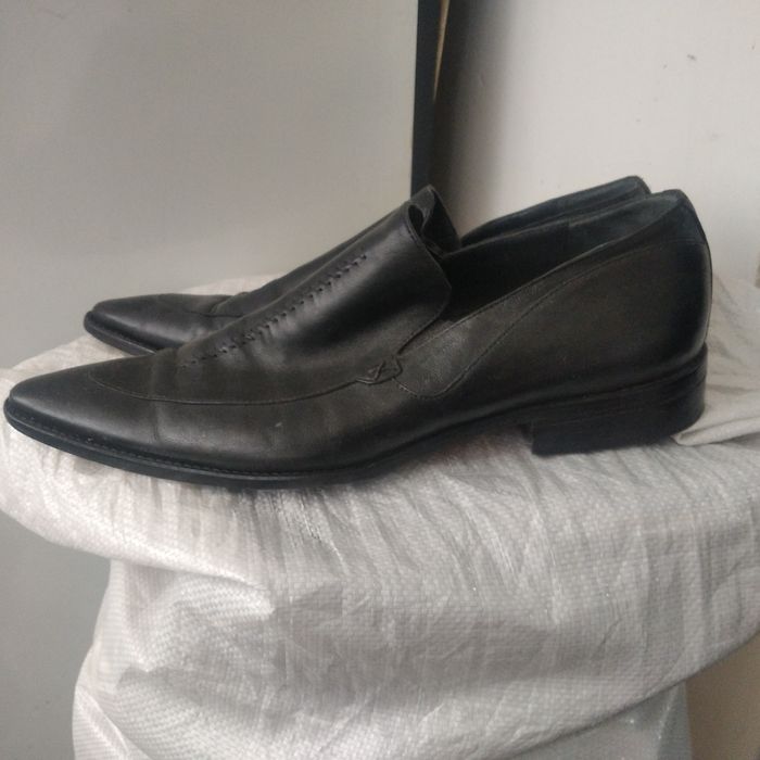 Продам кожаную обувь..