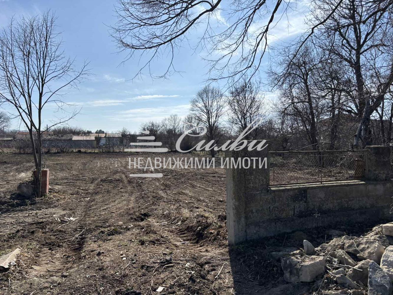 Парцел в РЕГУЛАЦИЯ - гр.Плиска