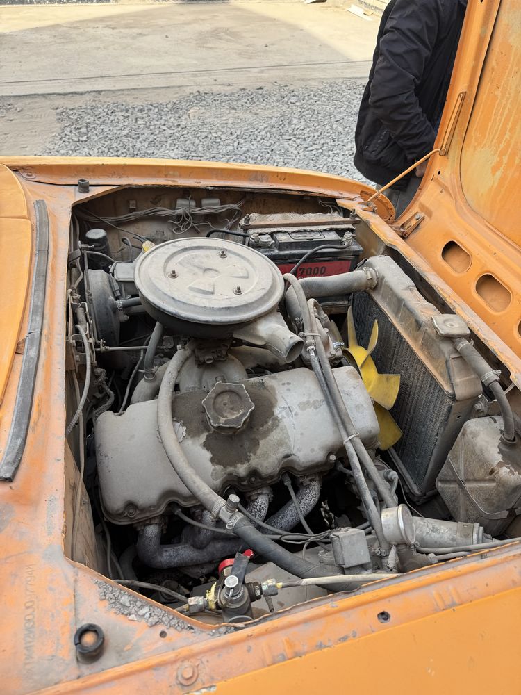 Moskivich xalati zor