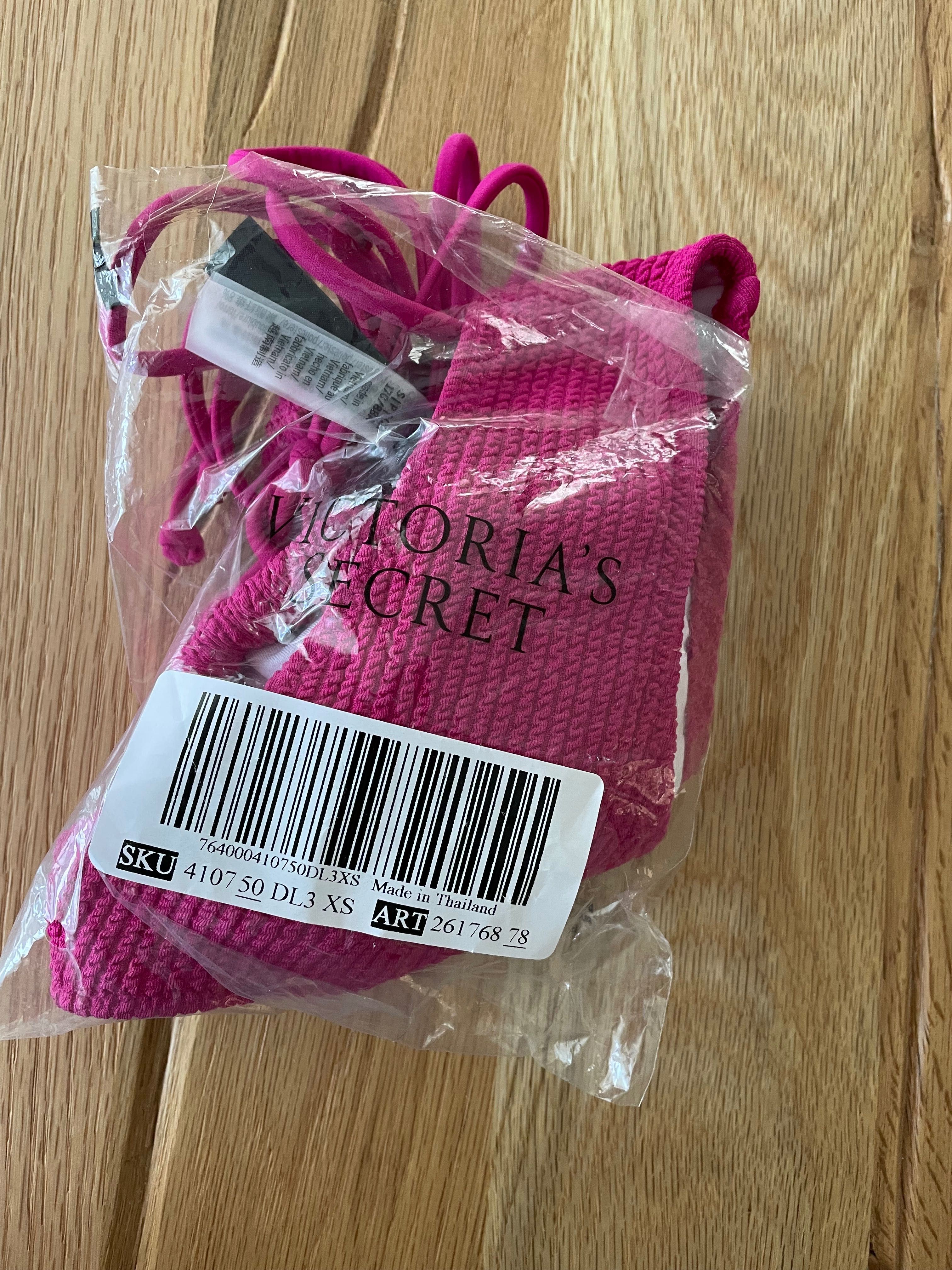 Costum de baie Victoria’s Secret PINK nou cu eticheta XS/S