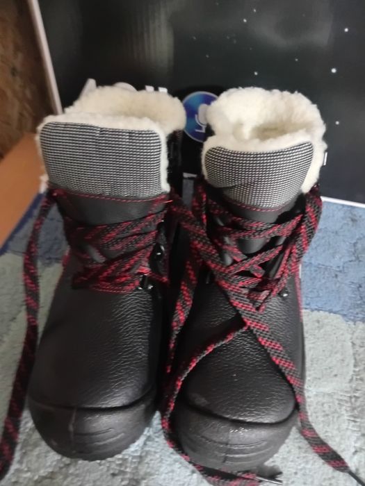 Спец ботинки  зимние