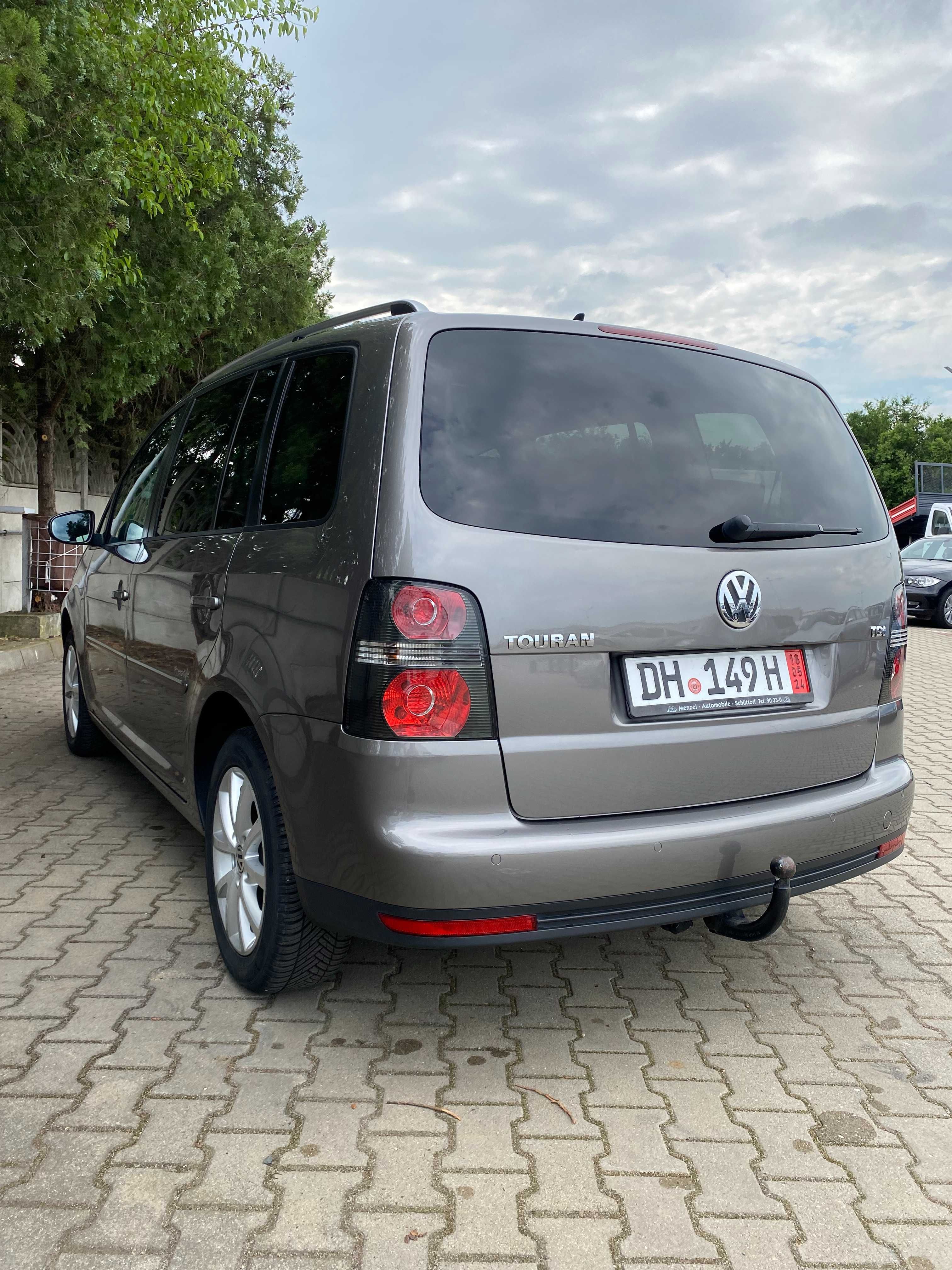 VW Touran Facelift 2010 7 Locuri 1.9 TDI Frestyle Edition Full Extrase