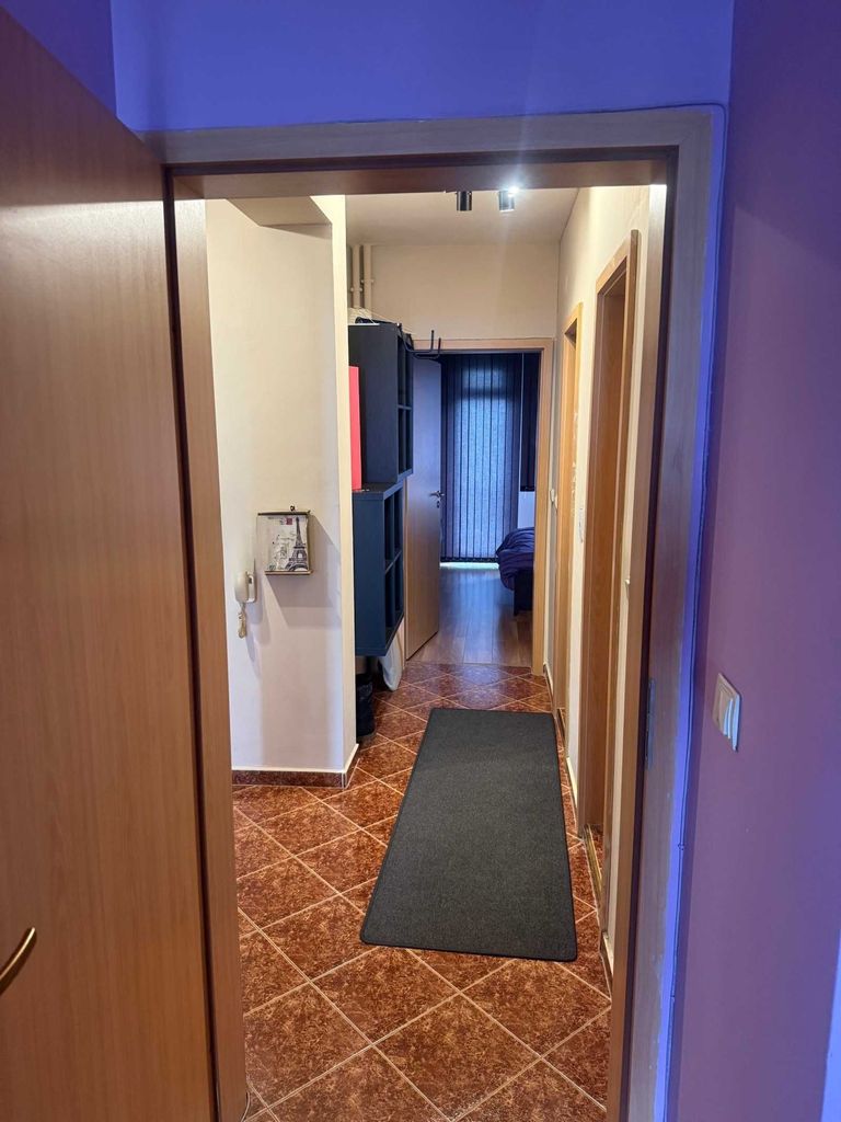 Дава се под наем Тристаен апартамент в София, Център - 120 кв.м за 700 € - Снимка #9