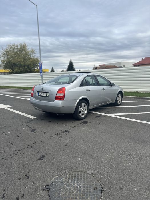 Nissan Primera P12