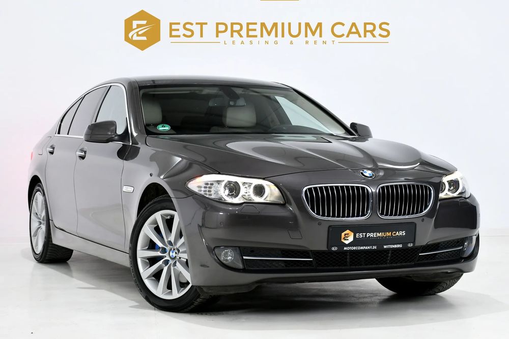 BMW Seria 5 Faruri Bi-Xenon, Navigatie, Parktronic fata+Spate