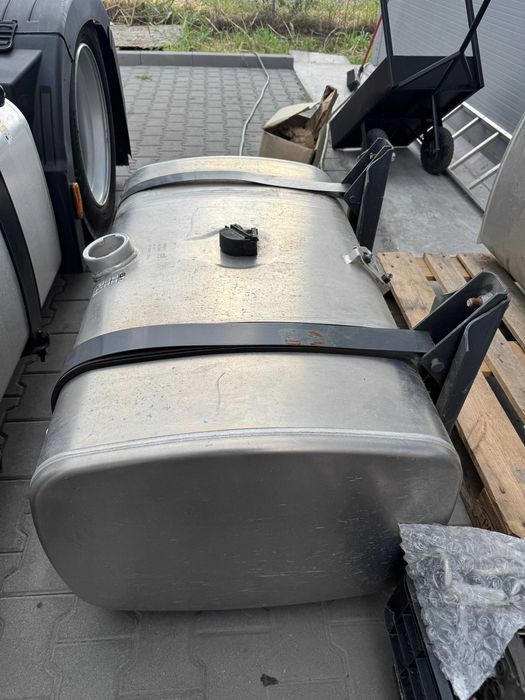 Rezervor combustinil 340 l DAF