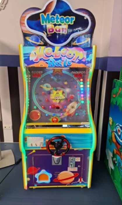 Vand joc arcade meteor ball