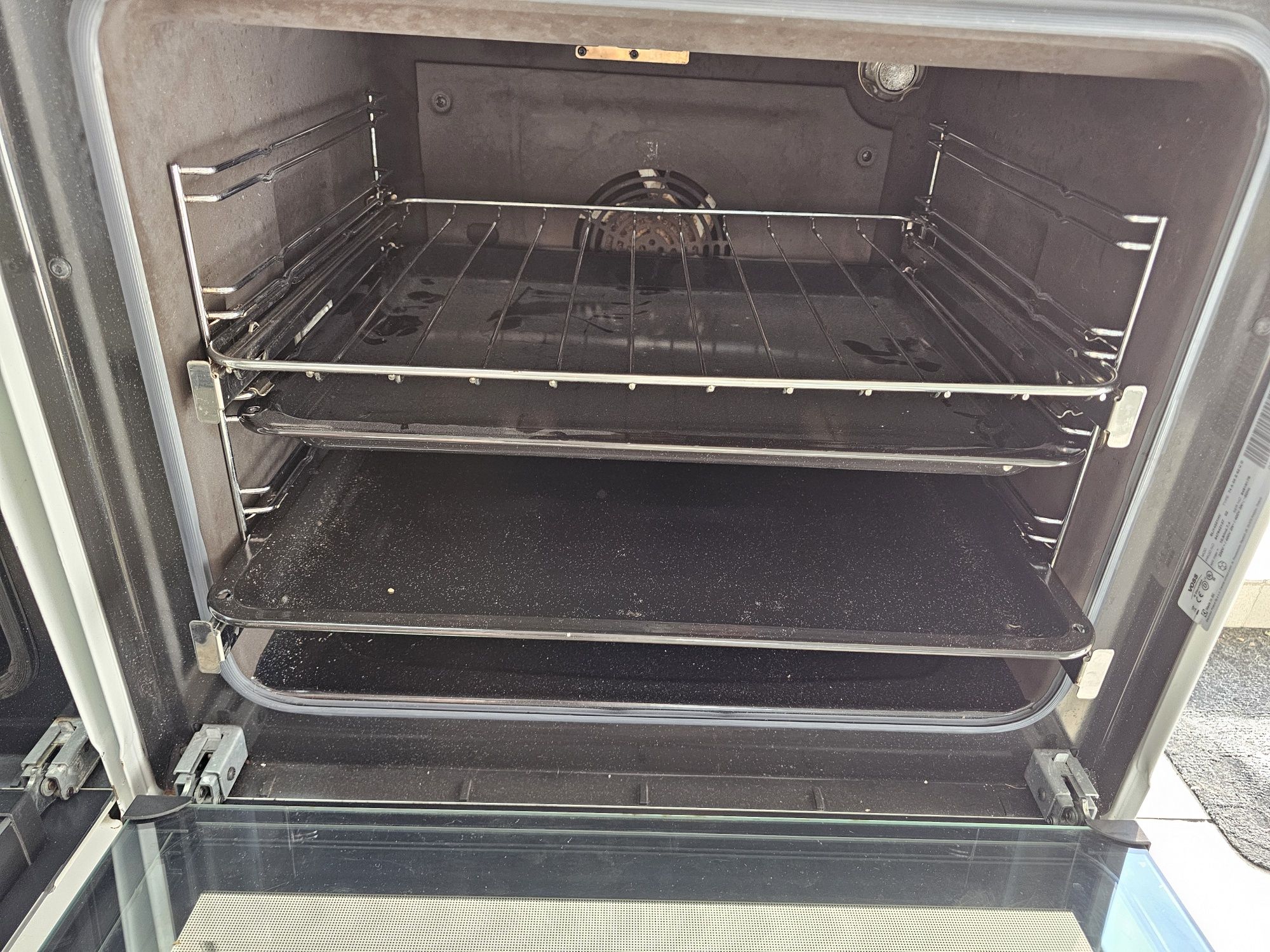 Печки с индукционни котлони Voss Electrolux 74L