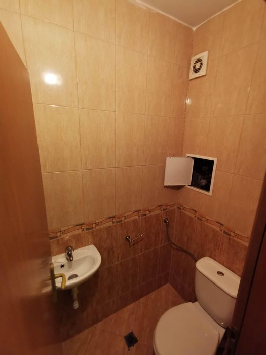 Дава се под наем Двустаен апартамент в Бургас, Лазур - 58 кв.м за 459 € - Снимка #4