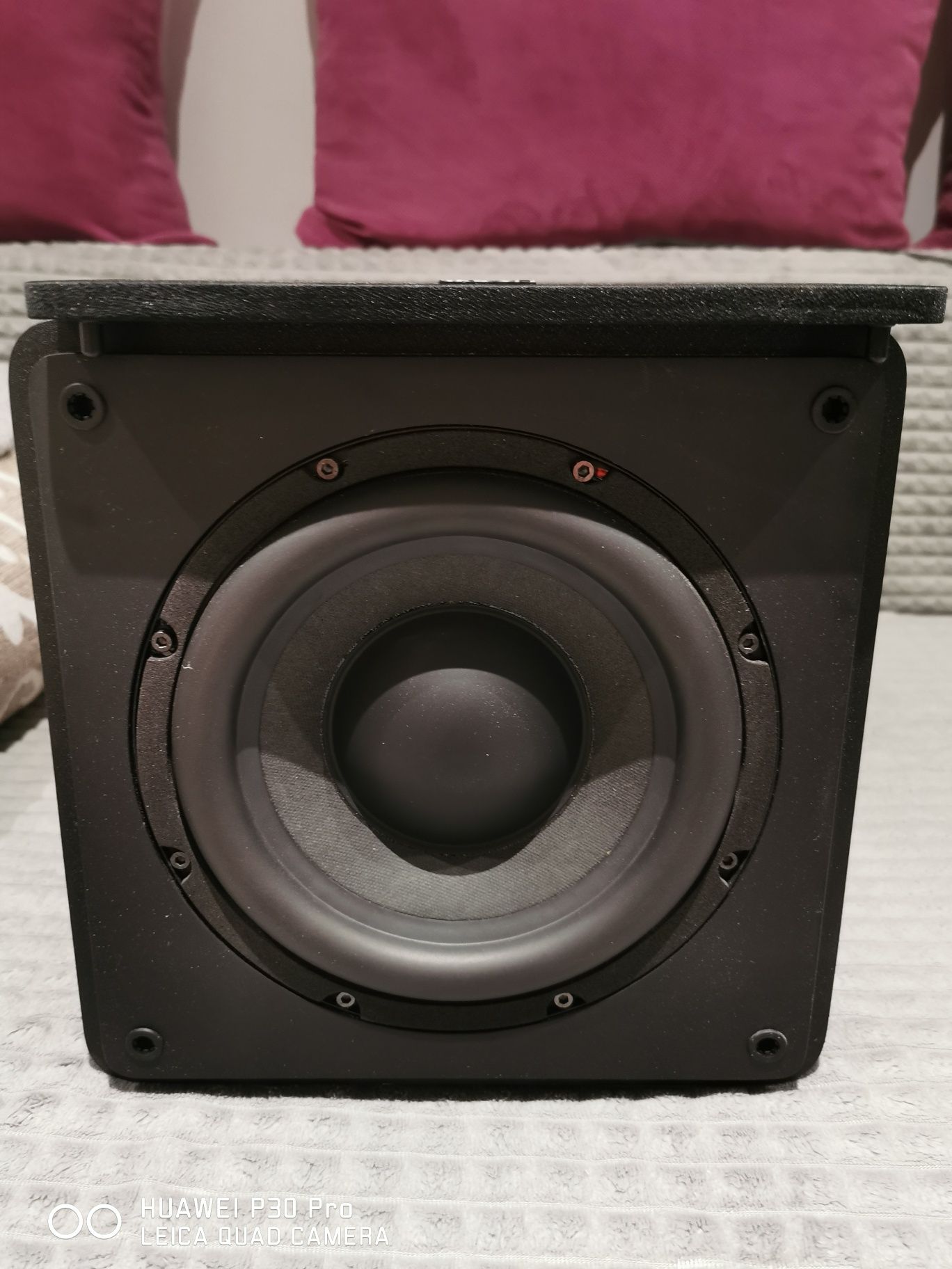 Tub de bass activ hi-fi audio, ARGON