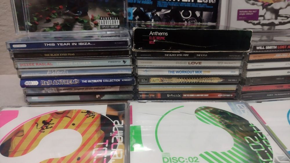 Peste 35 cd audio R&B si dance