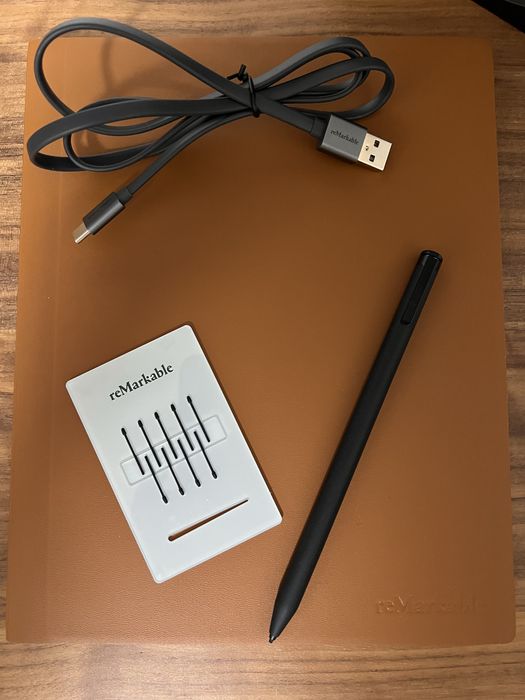 ReMarkable 2 + Marker Plus + Brown Leather Folio