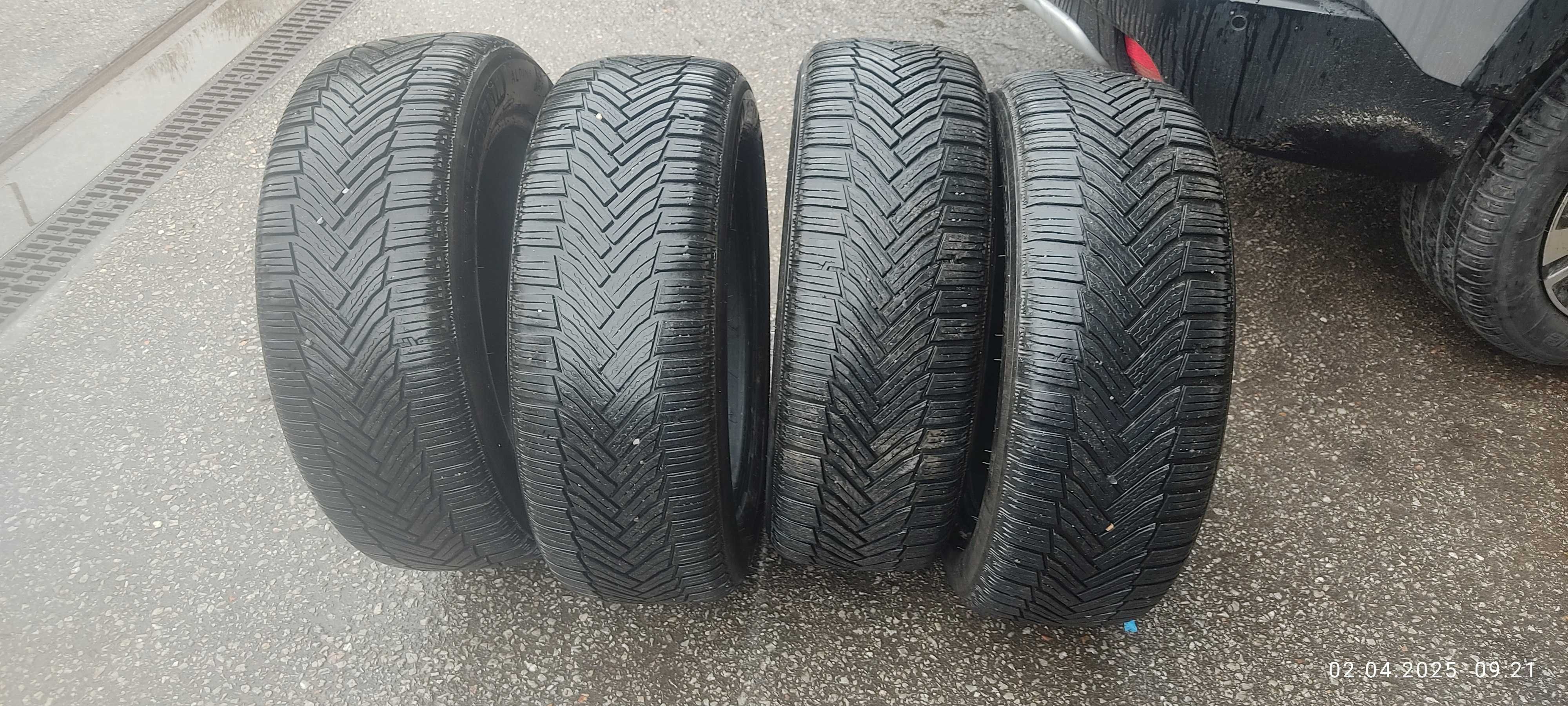 Michelin alpin 6. 205/55 16.Цената е за комплект от 4 броя.